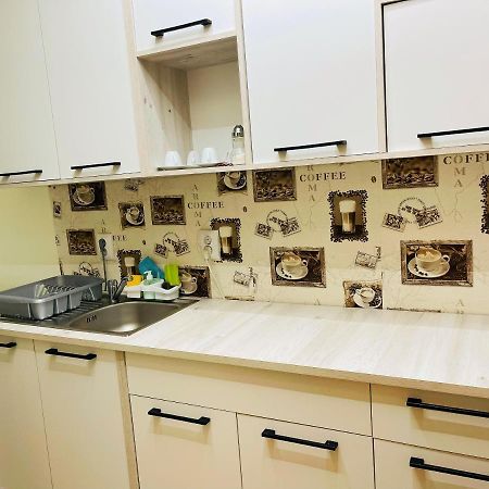 Private Apartment In The City Centre. Oradea Exteriör bild